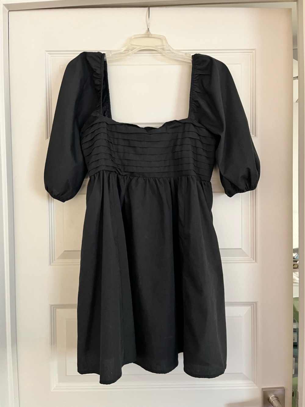 mi ami Black Square-Neck Puff Sleeve Mini Dress